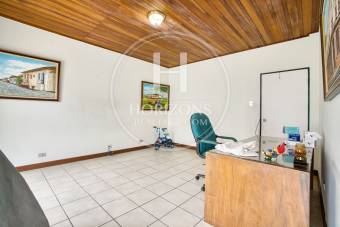 Casa En Venta Guayabos Curridabat  Lote 678m2  Uso Suelo Mixto de Oportunidad  nja1349