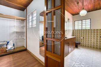 Casa En Venta Guayabos Curridabat  Lote 678m2  Uso Suelo Mixto de Oportunidad  nja1349