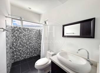 Se Vende Casa con Patio en Condominio Génesis en Sabanilla 2 Habitaciones y Oficina noj125
