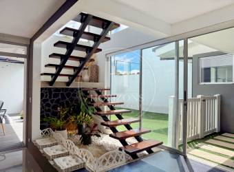 Se Vende Casa con Patio en Condominio Génesis en Sabanilla 2 Habitaciones y Oficina noj125