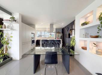 Se Vende Casa con Patio en Condominio Génesis en Sabanilla 2 Habitaciones y Oficina noj125