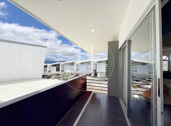 Se Vende Casa con Patio en Condominio Génesis en Sabanilla 2 Habitaciones y Oficina noj125