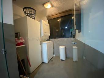 Alquiler de Elegante Apartamento AMUEBLADO en Condominio Concasa-Alajuela. RAH 27-436