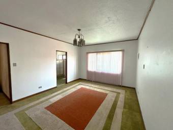 Venta de Casa en Alajuela. RAH 27-386