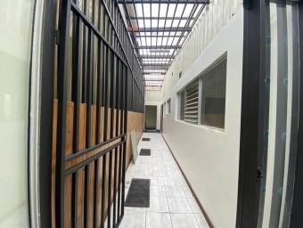 Alquiler de Local Comercial en Tibás, San José. RAH 27-390 