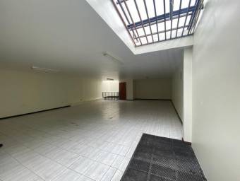 Alquiler de Local Comercial en Tibás, San José. RAH 27-390 