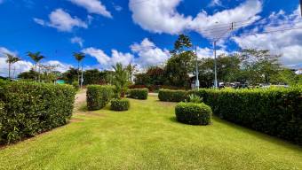 SE VENDE CASA DE ALTA CALIDAD EN LA ESPERANZA DE SAN PEDRO CON AMPLIO TERRENO