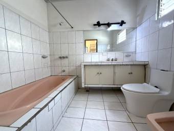 Venta de Casa en Goicoechea-Guadalupe. RAH 27-383