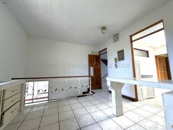Venta de Casa en Goicoechea-Guadalupe. RAH 27-383