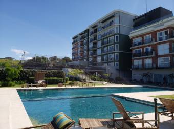 Se Vende Apartamento en Condominio Higuerón, Santa Verde, Heredia