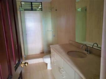 Se Vende Apartamento en Condominio Altos de Mayorca, San Rafael , Escazu Se Vende Apartamento en Condominio Altos de Mayorca, San Rafael , Escazu