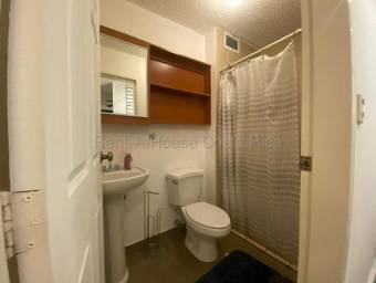Se alquila apartamento en San Rafael Alajuela 27-436
