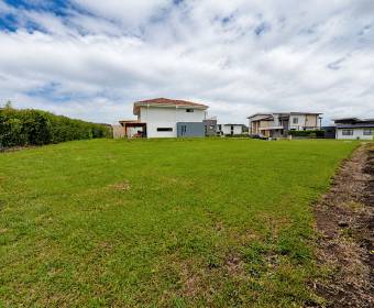 Lote 100% plano de 927 m2 a la venta en Ciudad Hacienda Los Reyes, en el exclusivo condominio Madero