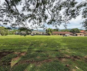 Lote de 1,306 m2 a la venta en el Residencial Ciudad Hacienda Los Reyes, La  Guacima