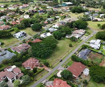 Lote de 1,306 m2 a la venta en el Residencial Ciudad Hacienda Los Reyes, La  Guacima