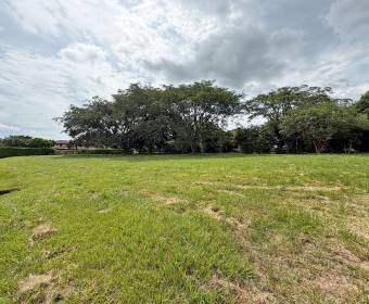 Lote de 1,306 m2 a la venta en el Residencial Ciudad Hacienda Los Reyes, La  Guacima