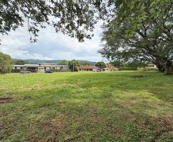 Lote de 1,306 m2 a la venta en el Residencial Ciudad Hacienda Los Reyes, La  Guacima
