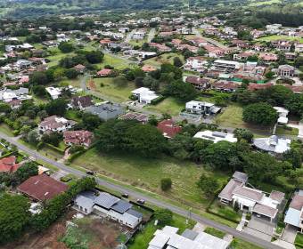 Lote de 1,306 m2 a la venta en el Residencial Ciudad Hacienda Los Reyes, La  Guacima