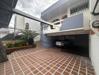 Se vende casa en San Vicente Moravia 27-9