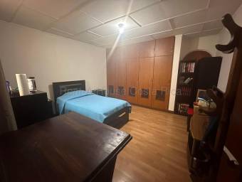 Se vende casa en San Vicente Moravia 27-9