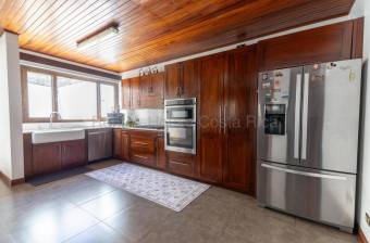 Venta de Casa en Oriental de Cartago. RAH 27-433 Venta de Casa en Oriental de Cartago. RAH 27-433