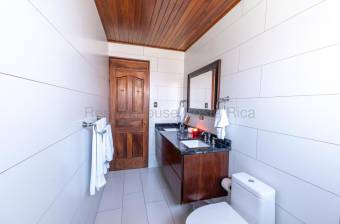 Venta de Casa en Oriental de Cartago. RAH 27-433 Venta de Casa en Oriental de Cartago. RAH 27-433