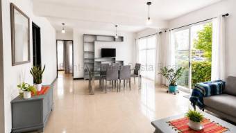 Alquiler de Apartamento AMUEBLADO en Torres de Granadilla de Curridabat. RAH 27-430