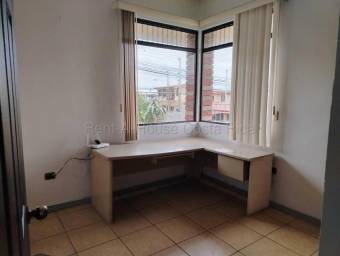 Venta de Casa en Mercedes de Heredia. RAH 27-404