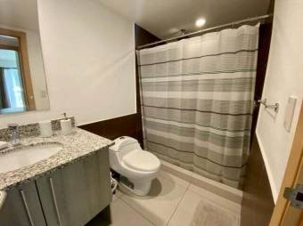 Se alquila apartamento en Ulloa Heredia 27-443