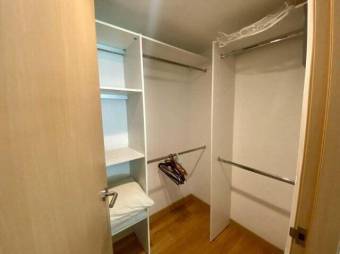 Se alquila apartamento en Ulloa Heredia 27-443