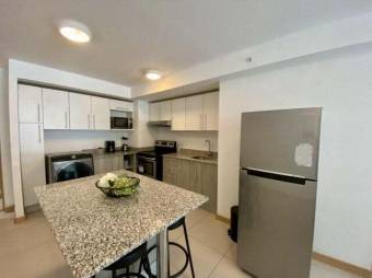 Se alquila apartamento en Ulloa Heredia 27-443