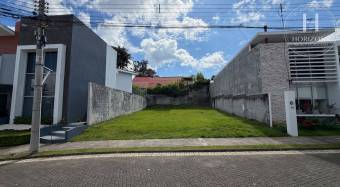 Lote en Sabanilla Condominio Rialto 252 m2 Plano y Construcción Libre nja1435gr Lote en Sabanilla Condominio Rialto 252 m2 Plano y Construcción Libre nja1435gr