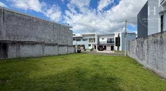 Lote en Sabanilla Condominio Rialto 252 m2 Plano y Construcción Libre nja1435gr Lote en Sabanilla Condominio Rialto 252 m2 Plano y Construcción Libre nja1435gr
