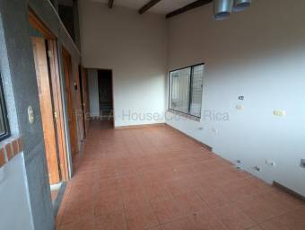Venta de Casa en San Rafael de Escazú. RAH 27-406