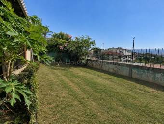 Venta de Casa en San Rafael de Escazú. RAH 27-406