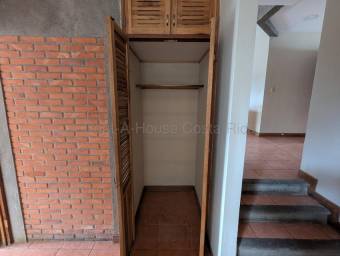 Venta de Casa en San Rafael de Escazú. RAH 27-406