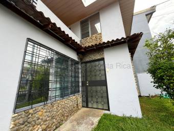 Venta de Casa en LOS YOSES-San José. RAH 27-405