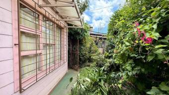 Venta de Propiedad en el Centro de Curridabat. RAH 27-391