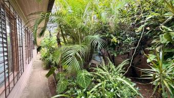 Venta de Propiedad en el Centro de Curridabat. RAH 27-391