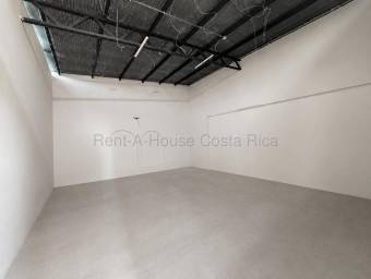 Se alquila local comercial en Escazú Centro 27-449