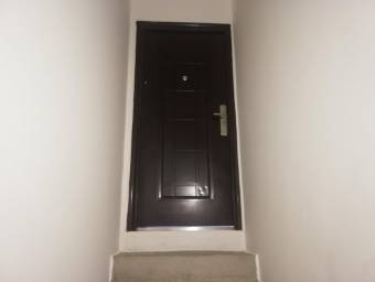 Se vende apartamento en Sabana San José 26-271