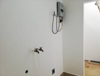 Se vende apartamento en Sabana San José 26-271