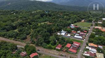 Se Vende Terreno de 2.942 m2 en Orotina, Alajuela  NJA1431JB