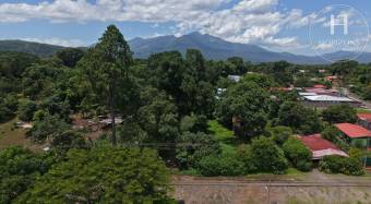 Se Vende Terreno de 2.942 m2 en Orotina, Alajuela  NJA1431JB