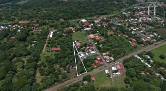 Se Vende Terreno de 2.942 m2 en Orotina, Alajuela  NJA1431JB