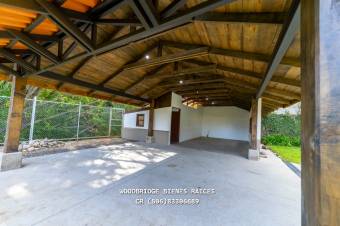Casa en venta Escazú rodeada de jardines $1.800.000 /1 piso