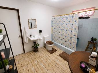 Spacious and beautiful property for sale in Ciudad Colón. Spacious and beautiful property for sale in Ciudad Colón.