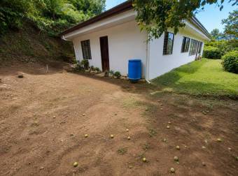 Spacious and beautiful property for sale in Ciudad Colón. Spacious and beautiful property for sale in Ciudad Colón.