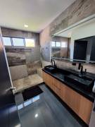 Spectacular house for sale with an apartment in Los Reyes gated community.