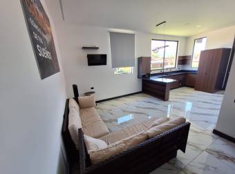 Spectacular house for sale with an apartment in Los Reyes gated community.